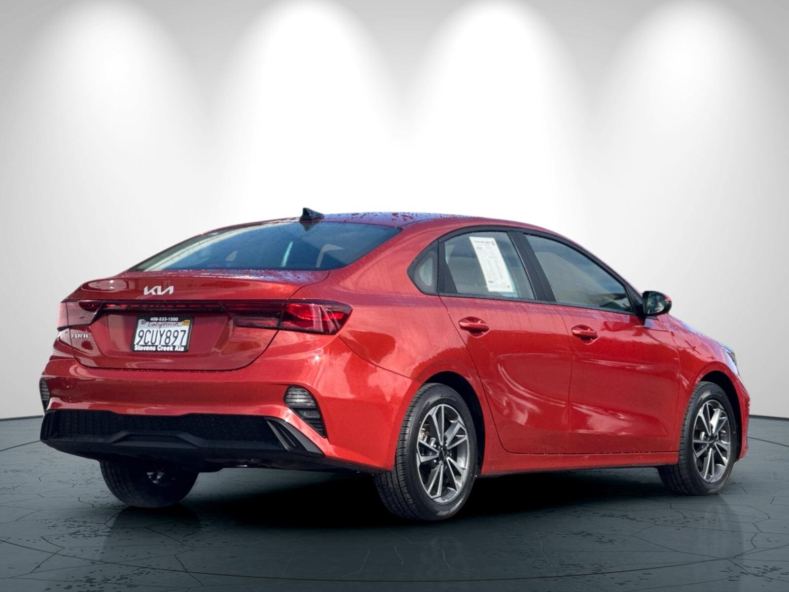 2023 Kia Forte LXS photo 4