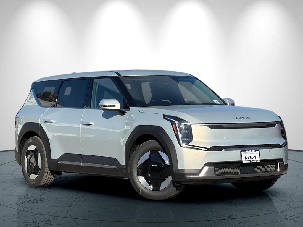 New 2026 Kia EV9 Light Long Range SUV