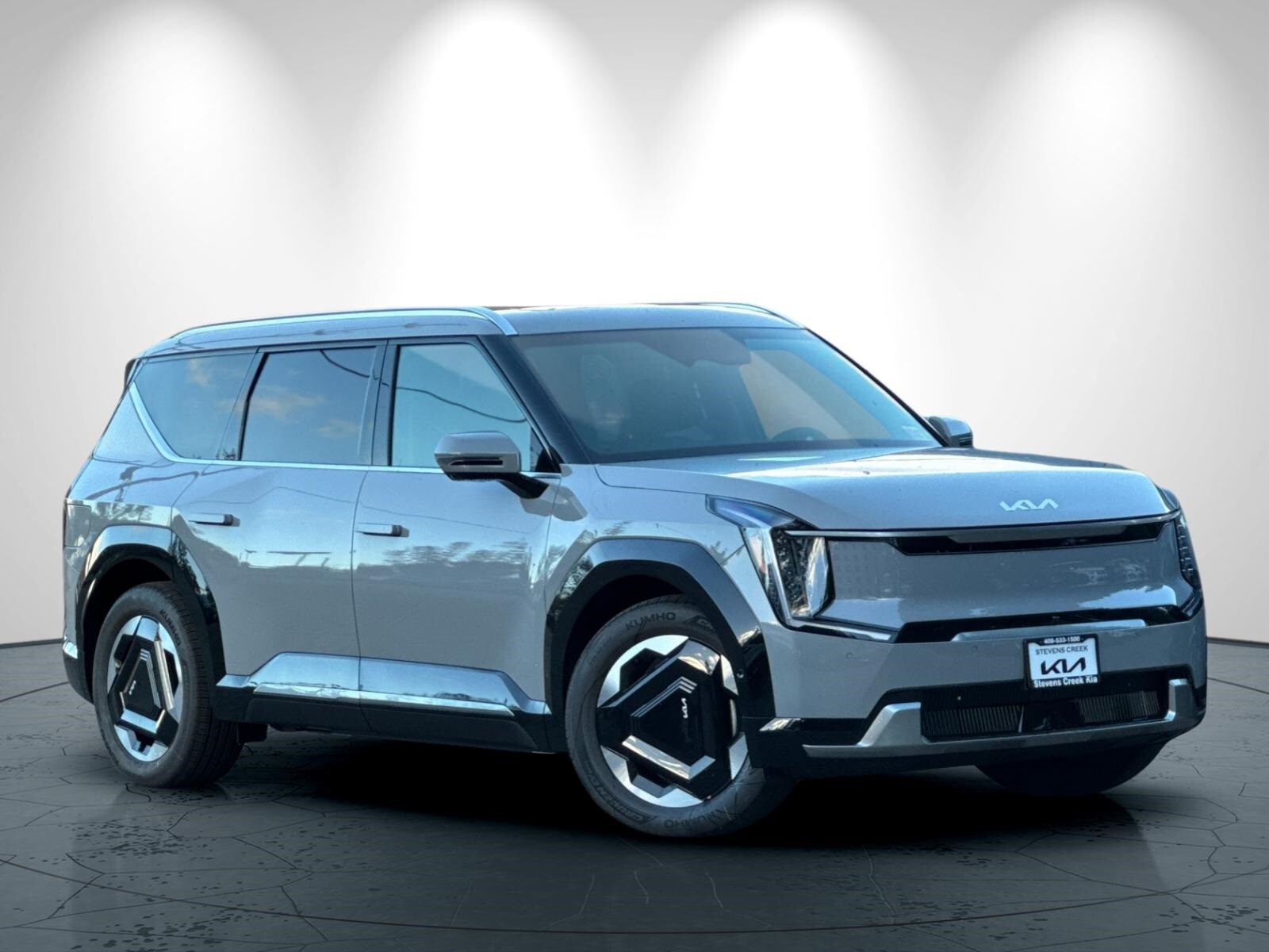 2026 Kia EV9 Land photo 2