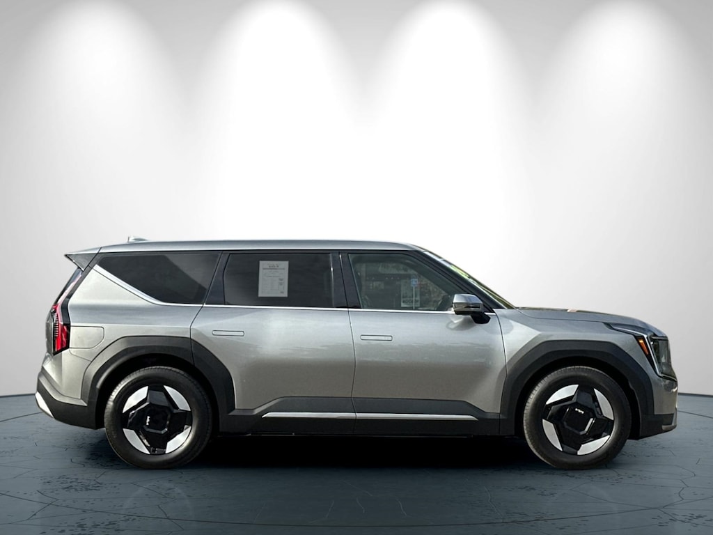 Certified 2024 Kia EV9 Light Long Range SUV