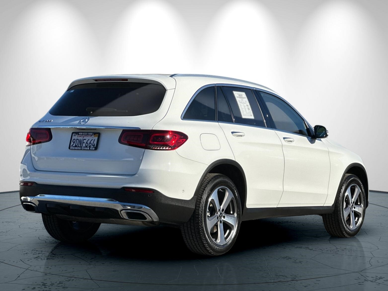 2022 Mercedes Benz GLC 300 photo 3