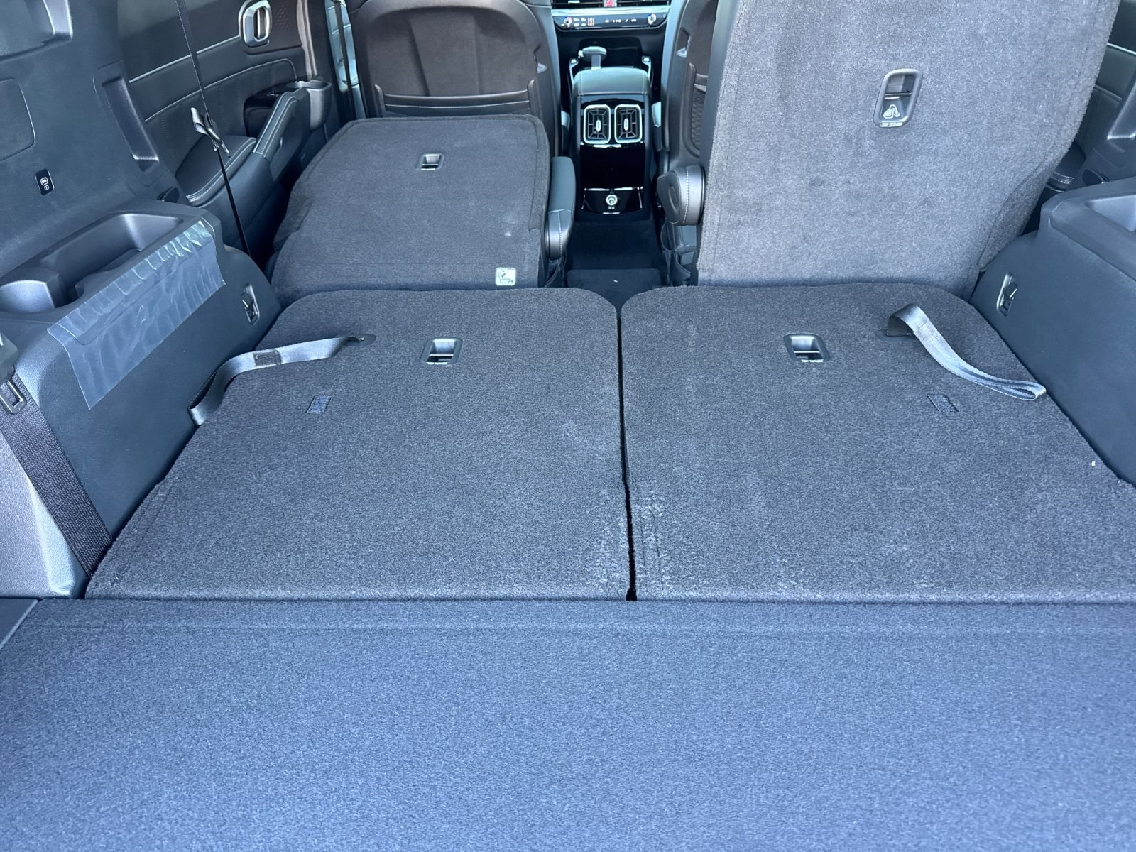 2026 Kia Sorento SX - Photo 16