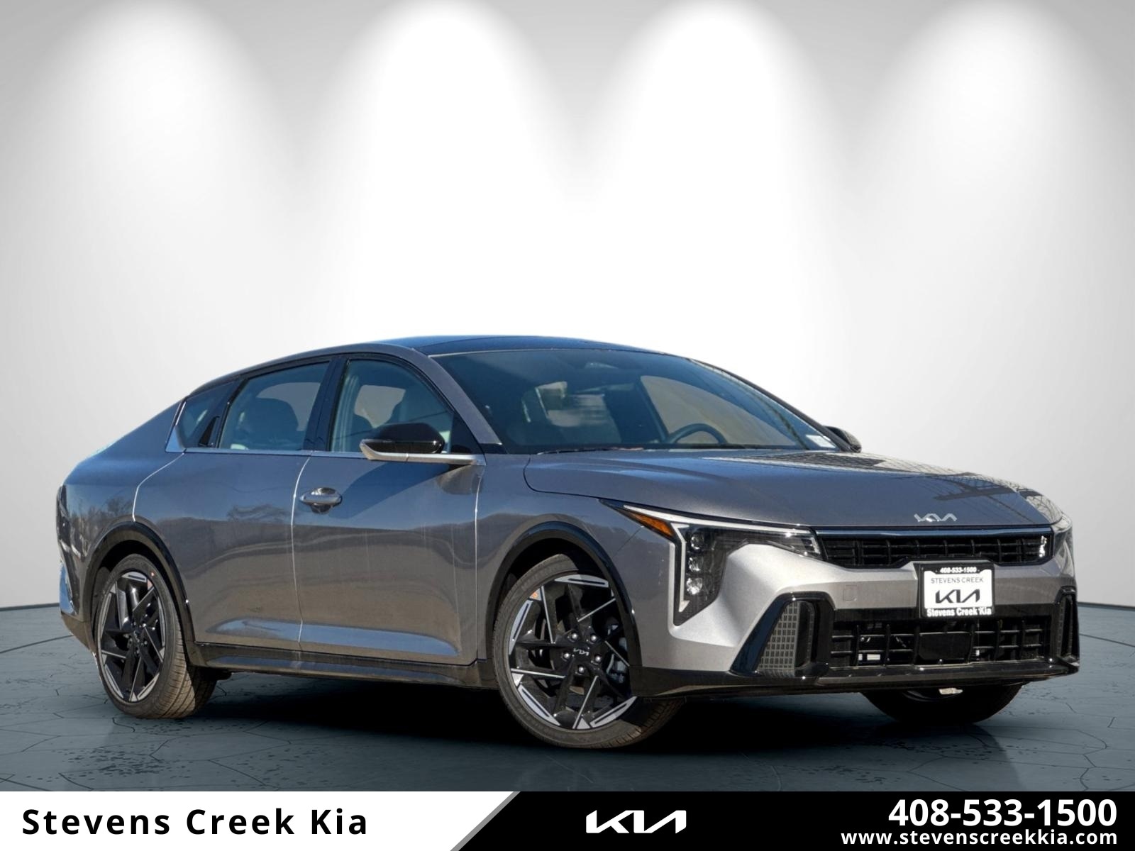 2025 Kia K4 GT-Line's photo