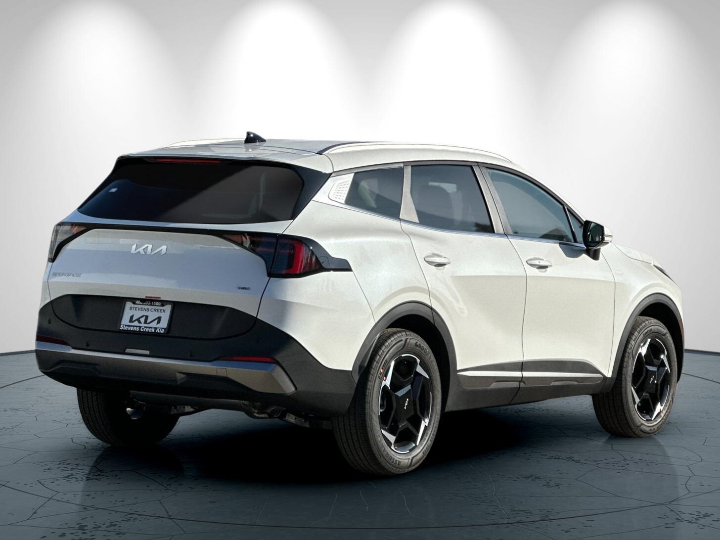 2026 Kia Sportage Hybrid EX photo 2
