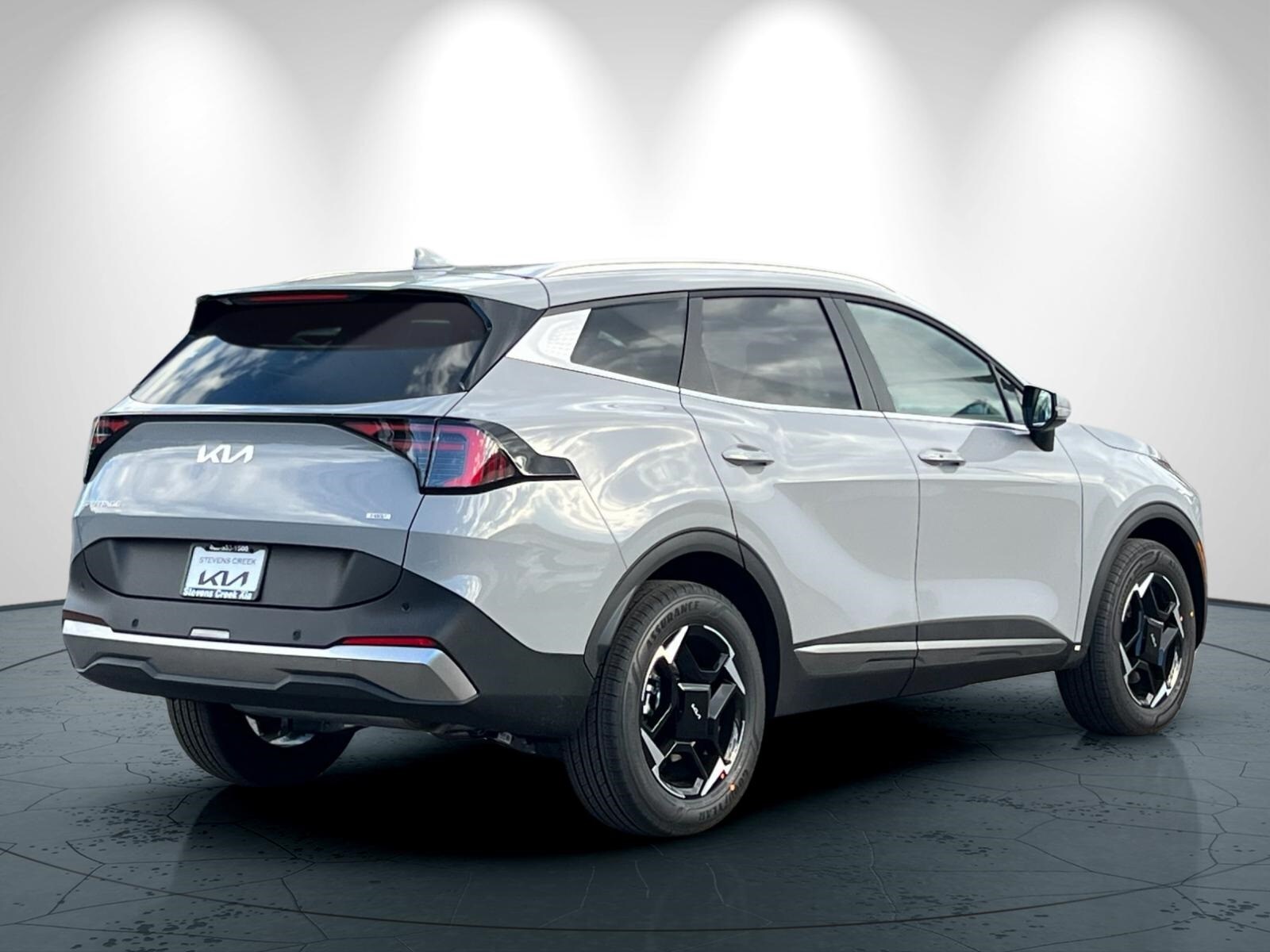 2026 Kia Sportage Hybrid EX photo 2