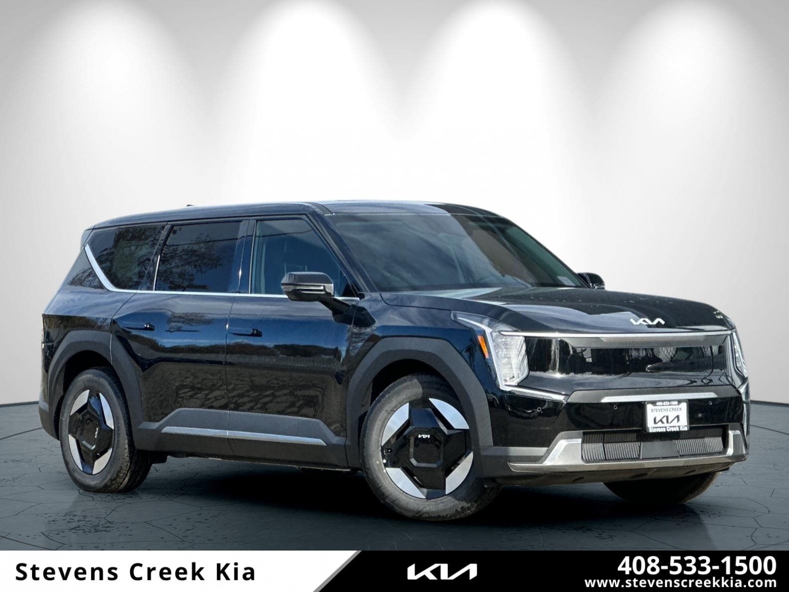 2026 Kia EV9 Light L/R's photo