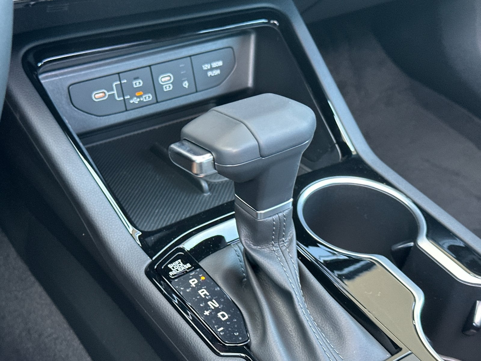 2026 Kia K5 GT-Line - Photo 21