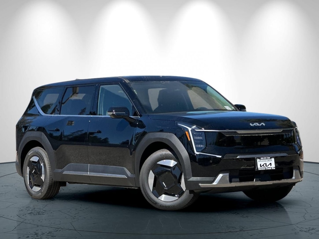 New 2026 Kia EV9 Light Long Range SUV