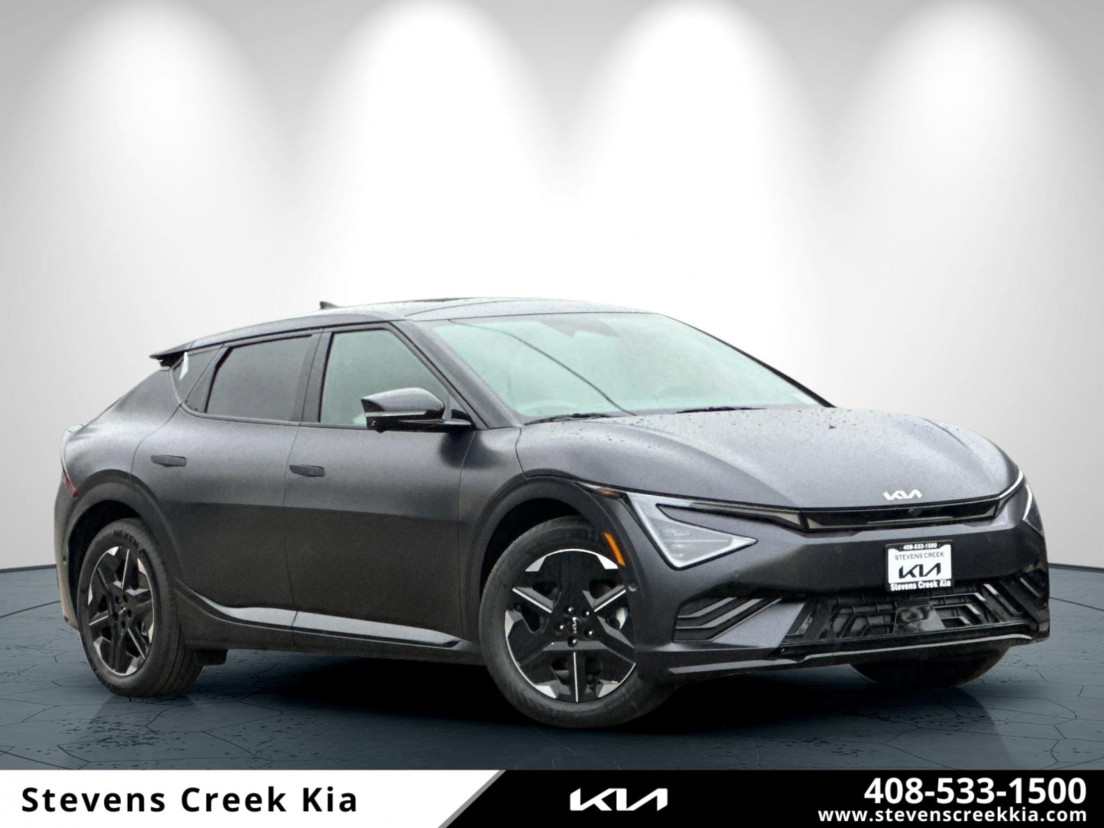 2025 Kia EV6 GT-Line's photo