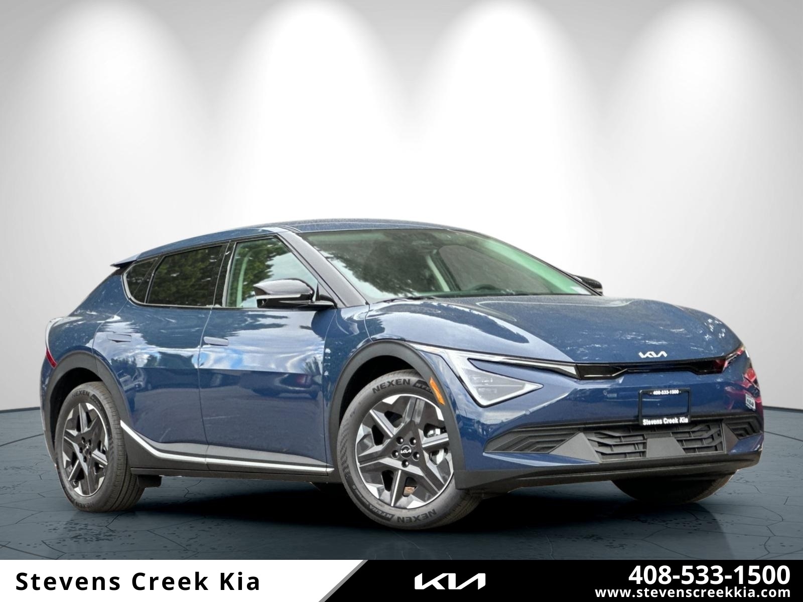 2025 Kia EV6 Light L/R's photo