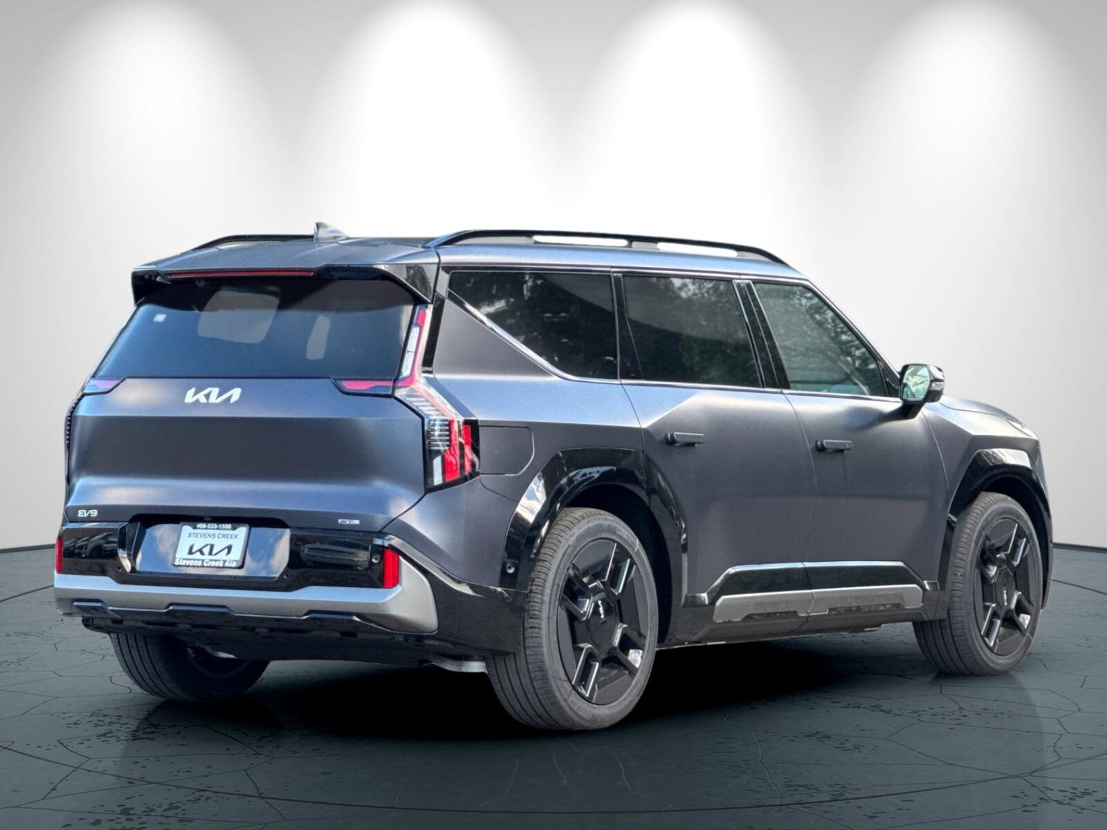 2026 Kia EV9 GT-Line photo 4