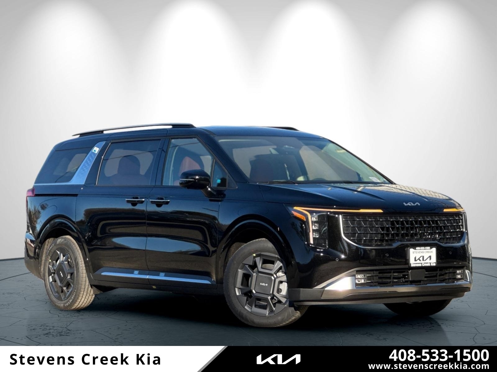 2026 Kia Carnival SX's photo