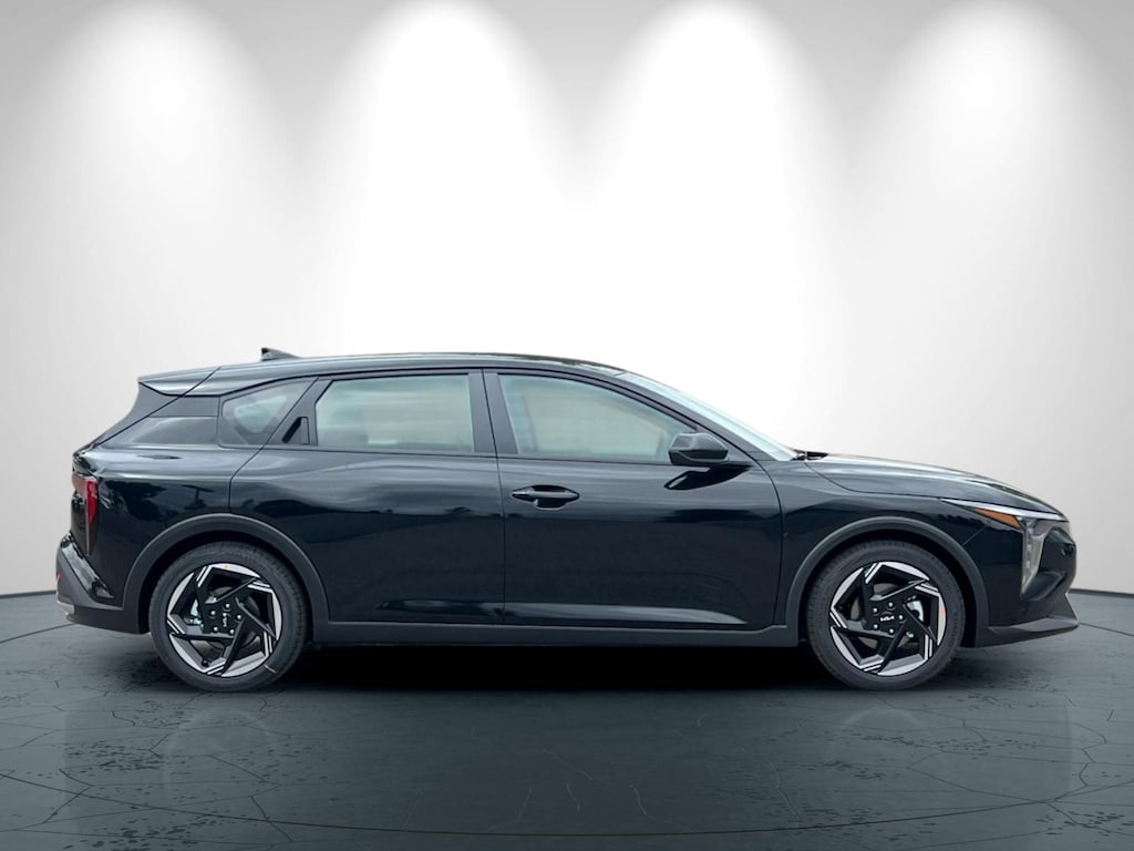 New 2026 Kia K4 EX Hatchback
