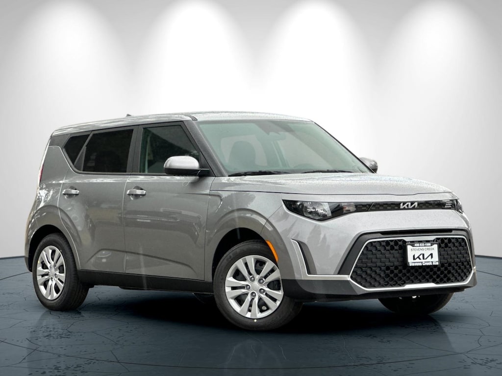 New 2025 Kia Soul LX Hatchback