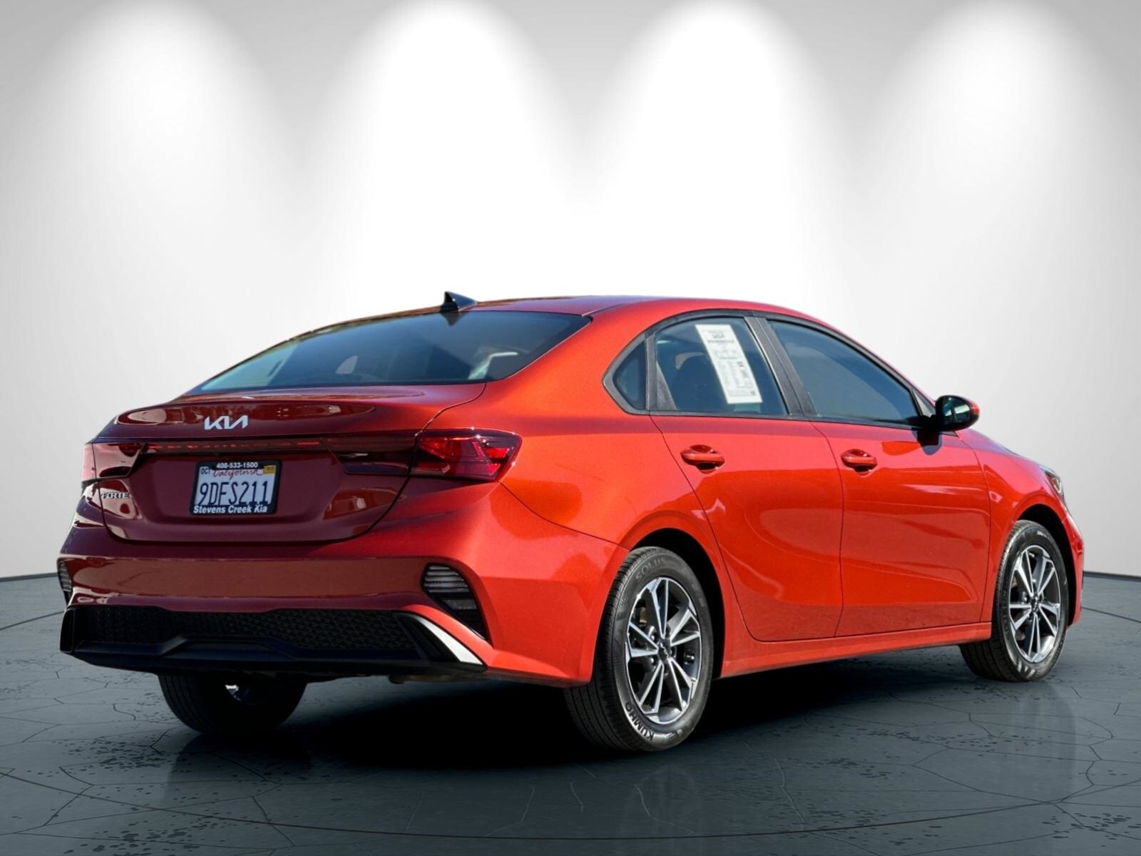 2023 Kia Forte LXS photo 4