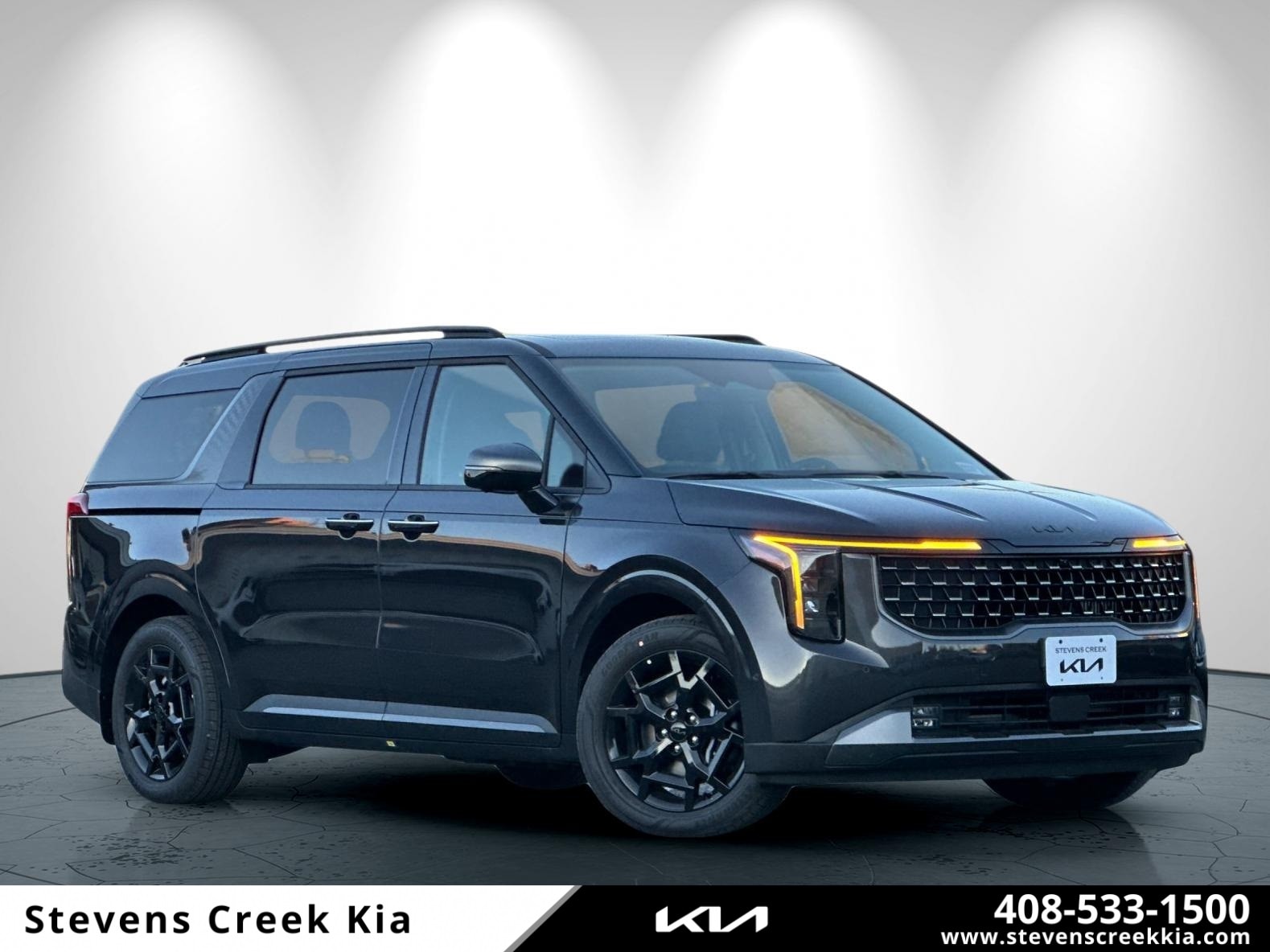 2026 Kia Carnival SX's photo