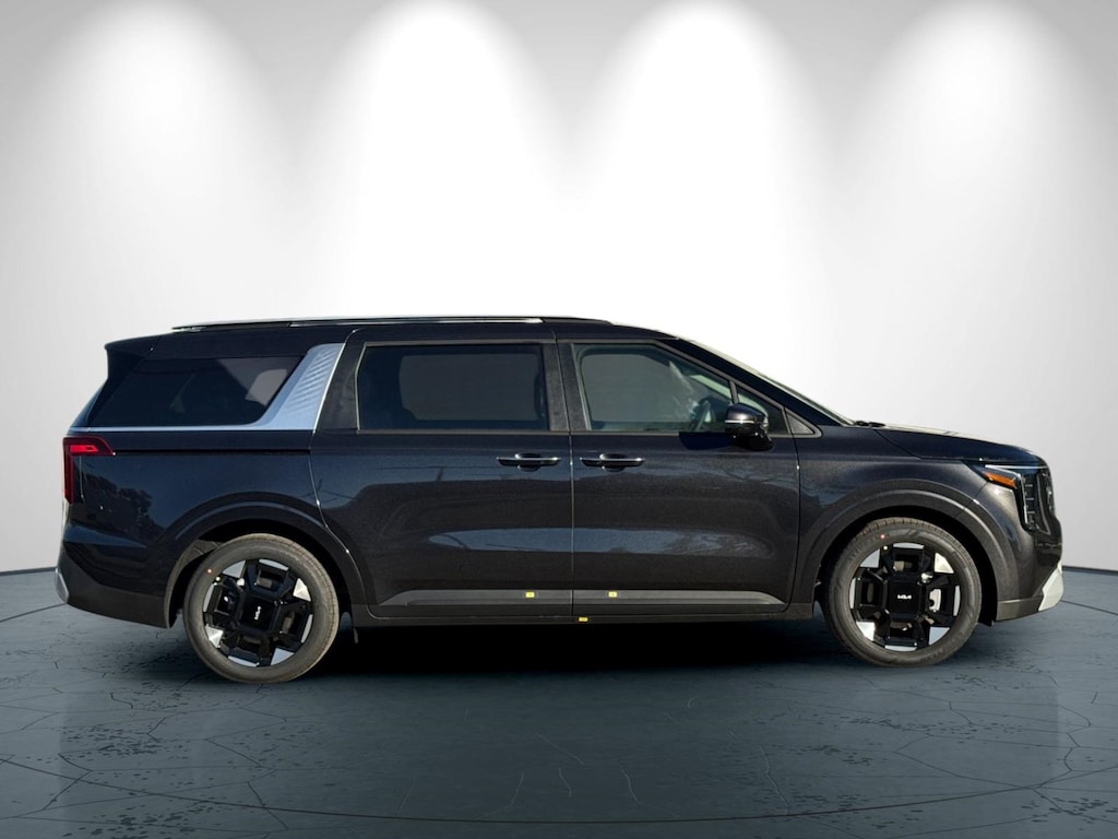 New 2026 Kia Carnival EX Minivan/Van
