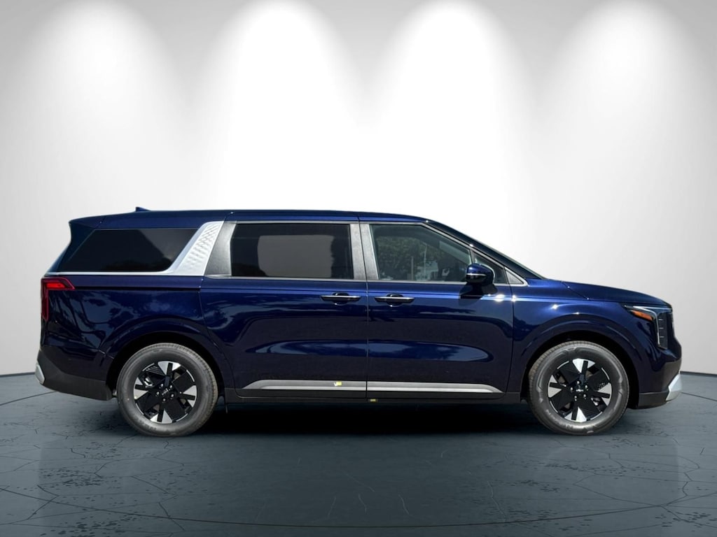 New 2026 Kia Carnival Hybrid LXS Minivan/Van