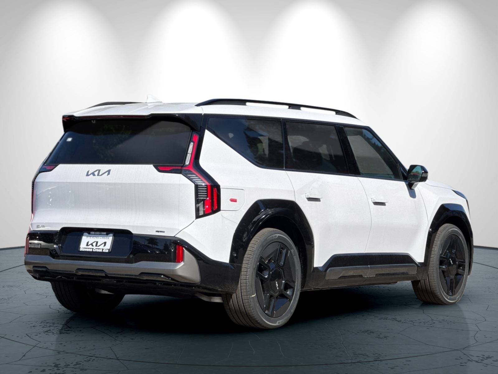 2026 Kia EV9 GT-Line photo 4