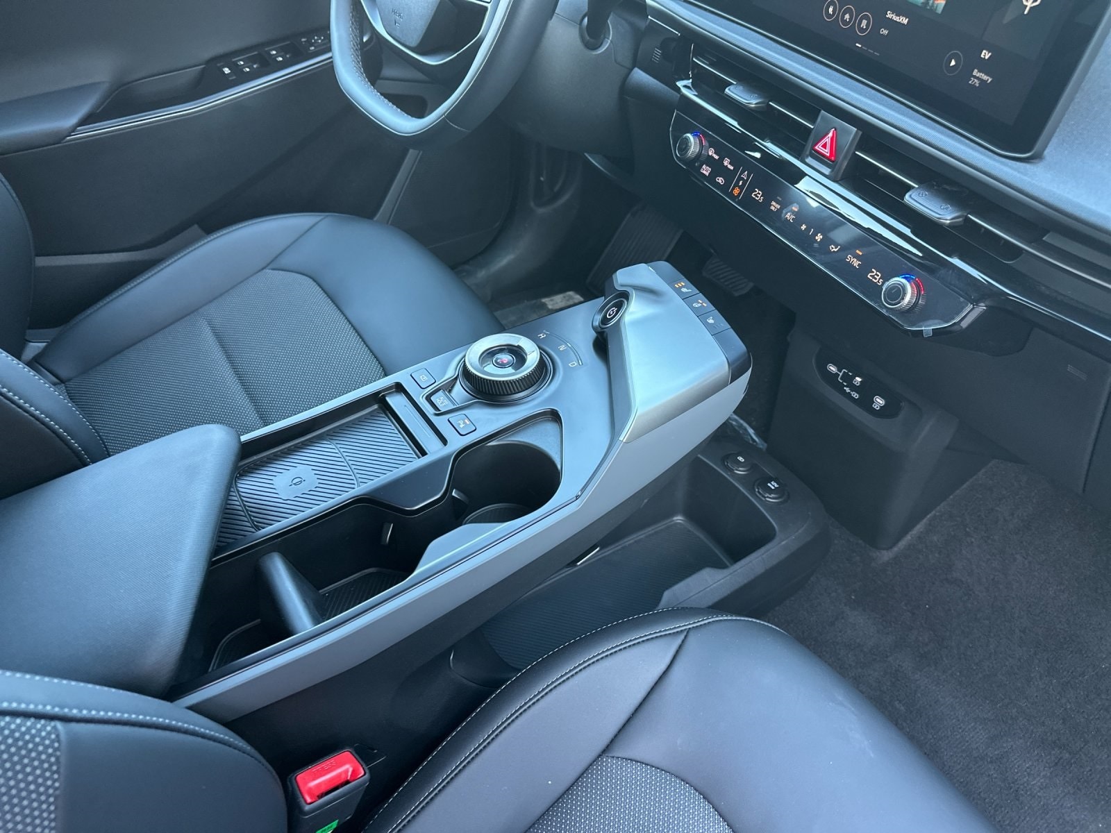 2025 Kia EV6 Light L/R - Photo 16