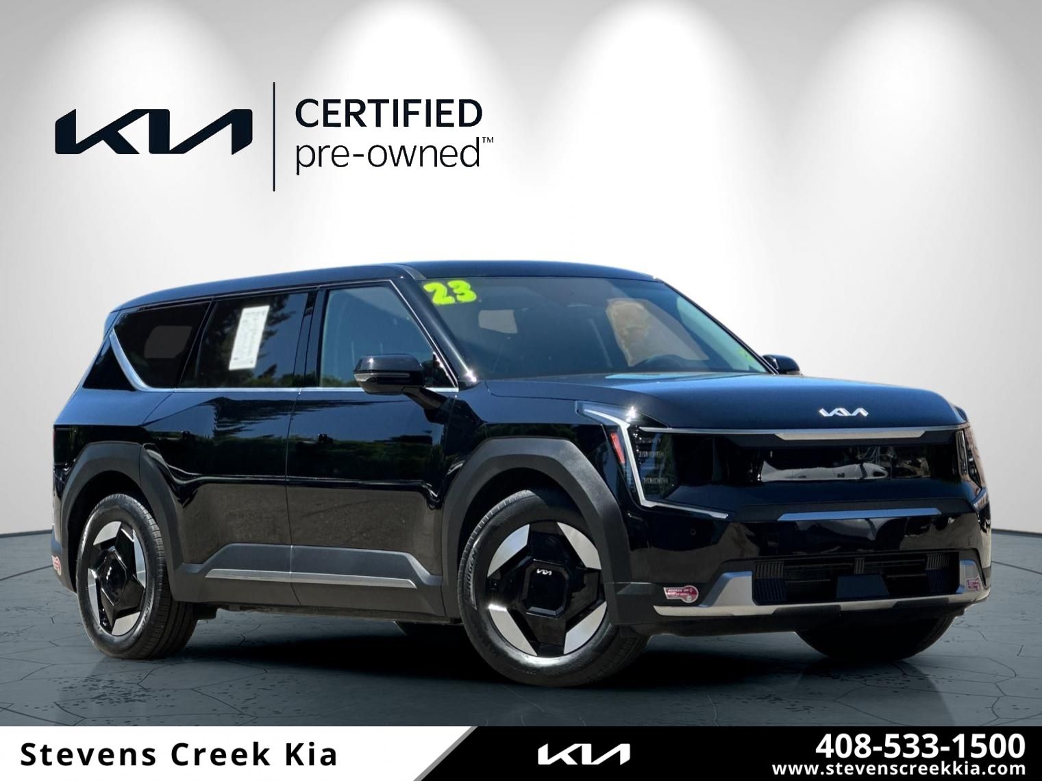 2024 Kia EV9 Light L/R's photo