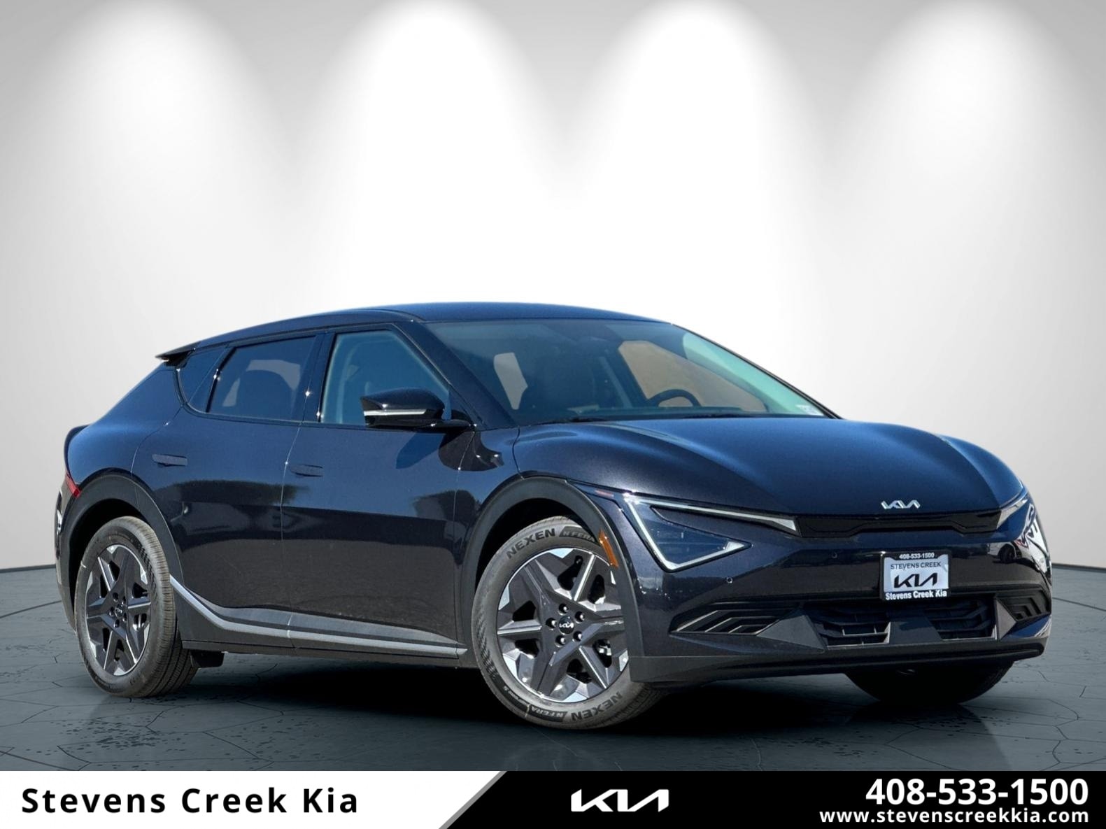 2025 Kia EV6 Light L/R's photo