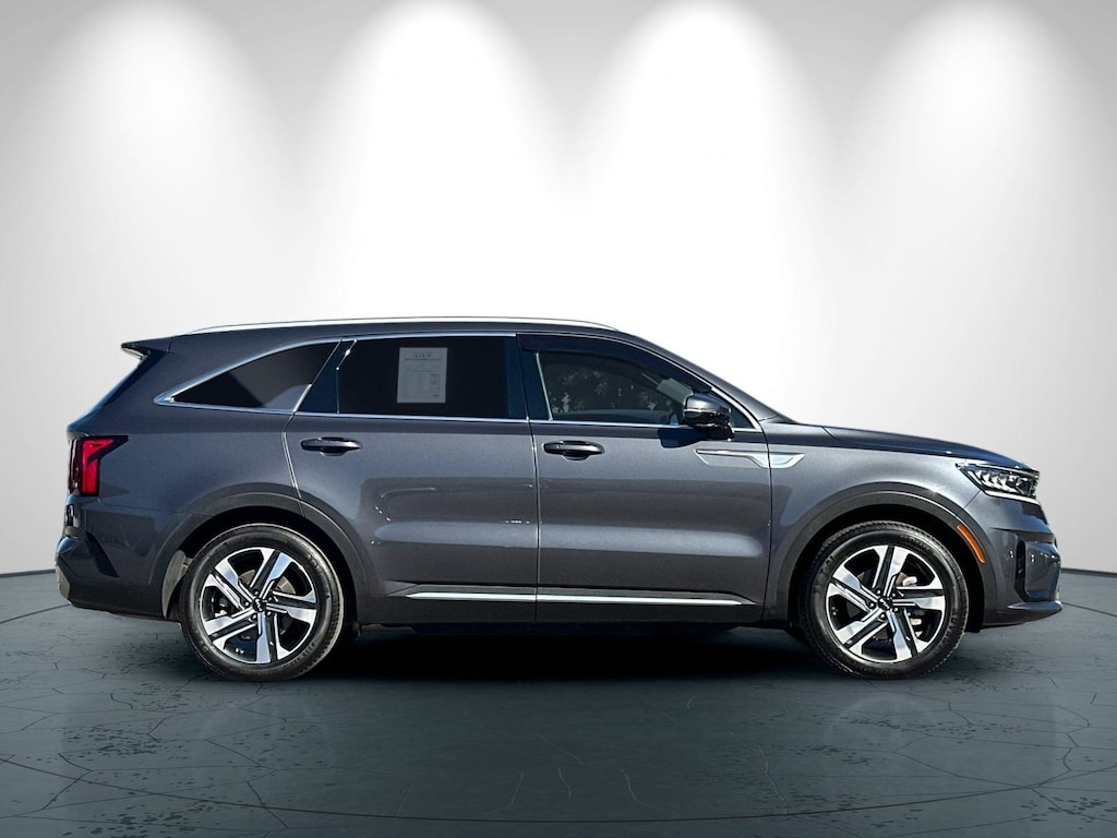 Used 2022 Kia Sorento Hybrid EX SUV
