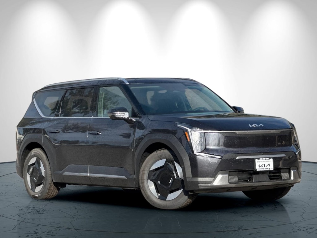 New 2026 Kia EV9 Wind SUV
