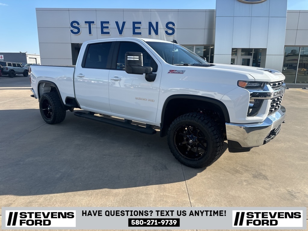 Used 2020 Chevrolet Silverado 2500HD LT with VIN 1GC1YNEY0LF300776 for sale in Enid, OK