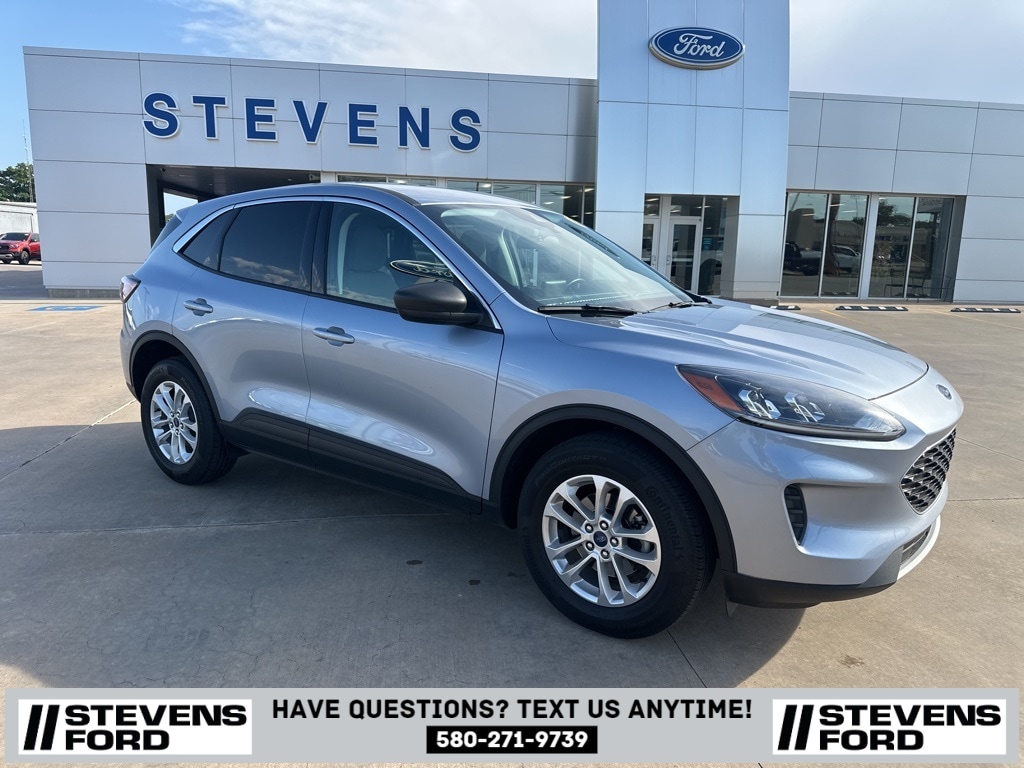 Used 2022 Ford Escape SE with VIN 1FMCU9G64NUA95982 for sale in Enid, OK