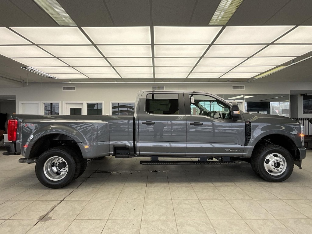 New 2026 Ford Super Duty F-350 DRW XL Truck