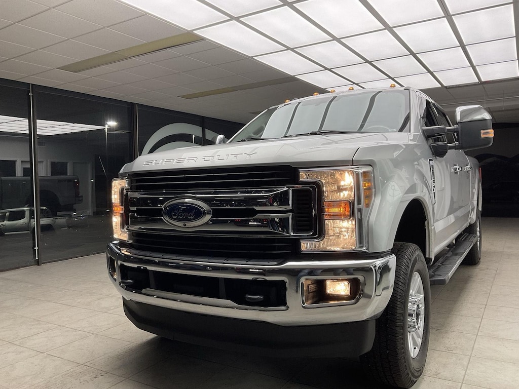 Used 2019 Ford Super Duty F-250 SRW XLT Truck