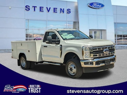 2024 Ford Super Duty F-350 DRW XL Truck