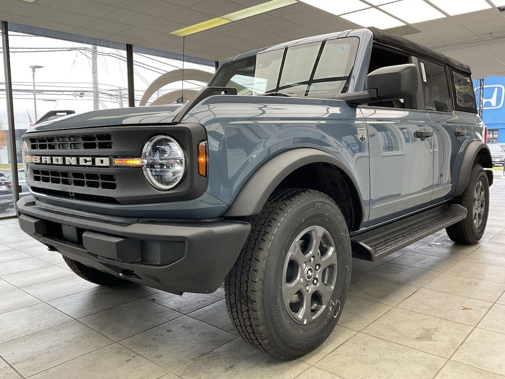 New 2025 Ford Bronco Big Bend SUV