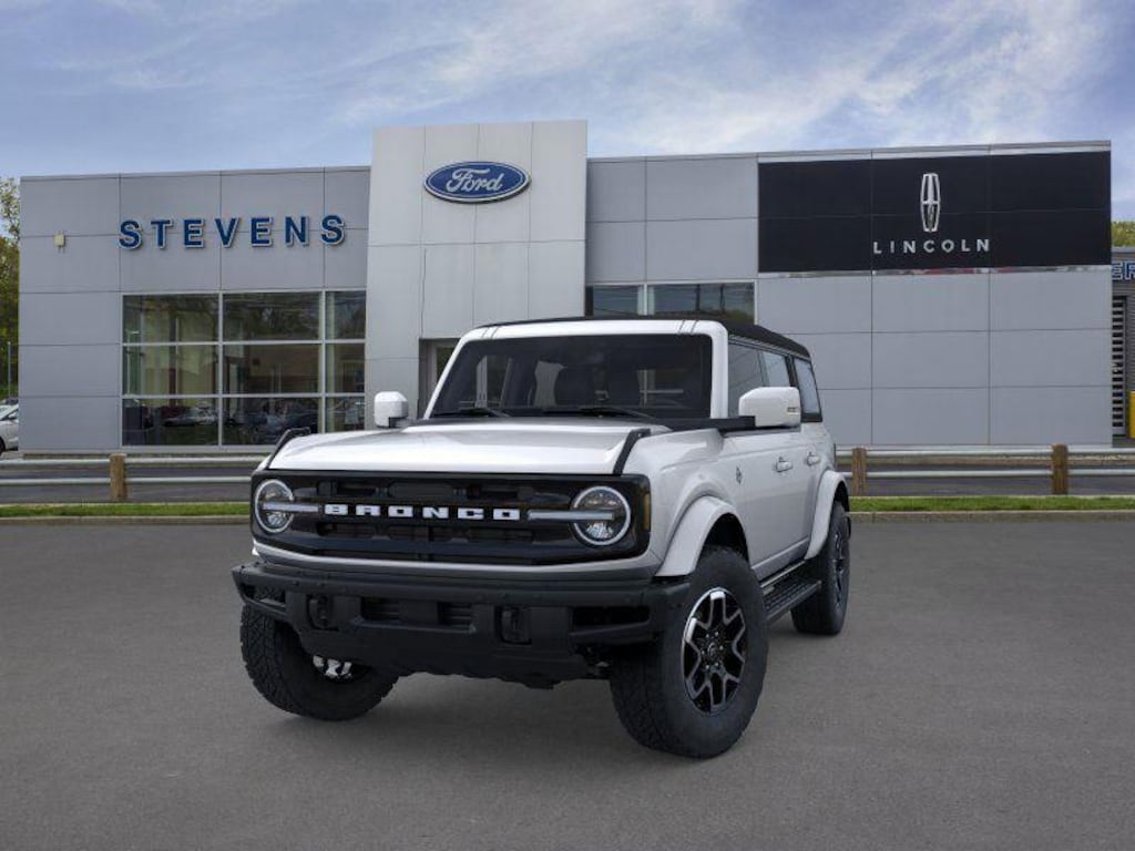 New 2024 Ford Bronco Outer Banks SUV