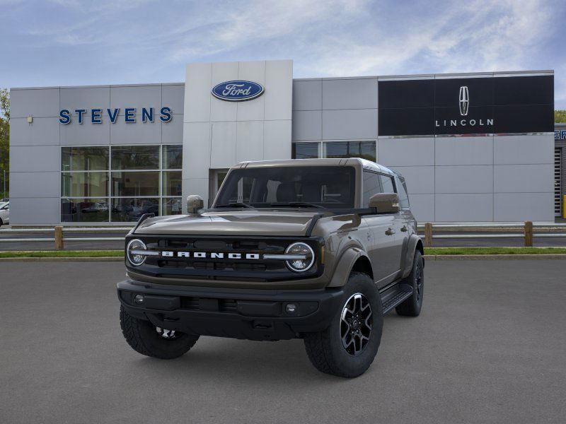 2025 Ford Bronco Outer Banks photo 3