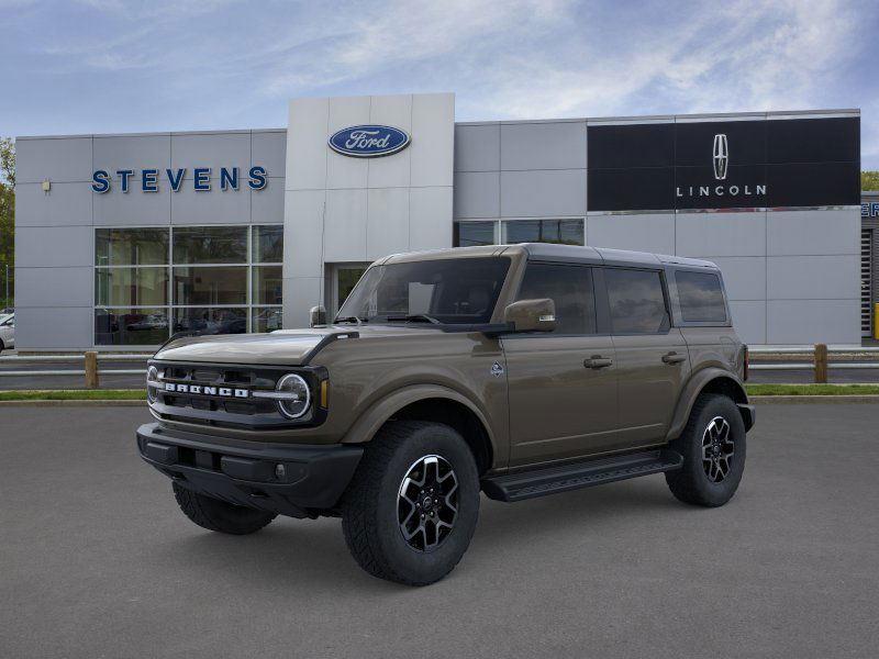 2025 Ford Bronco Outer Banks photo 2