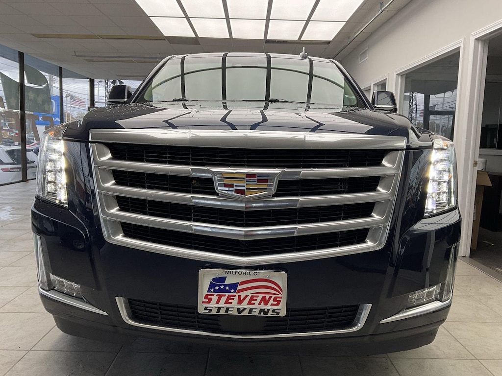 Used 2018 Cadillac Escalade Premium Luxury SUV