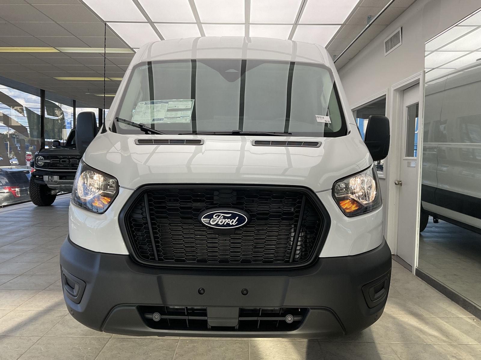 2026 Ford Transit Van photo 3