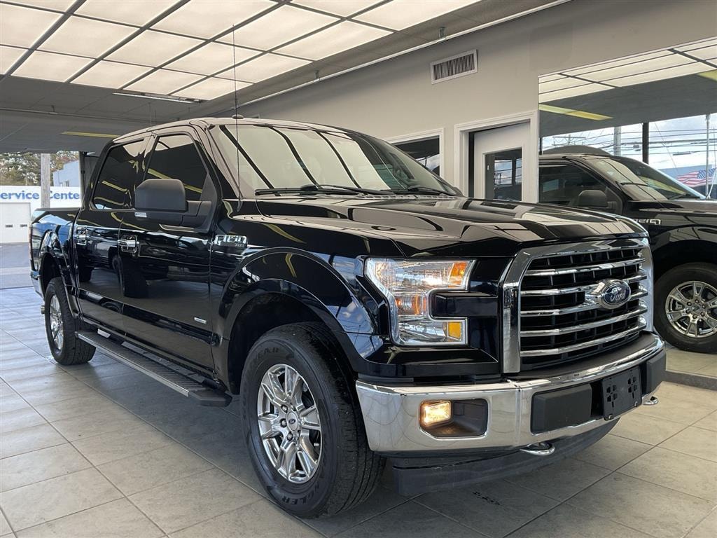 Used 2017 Ford F-150 XLT Truck
