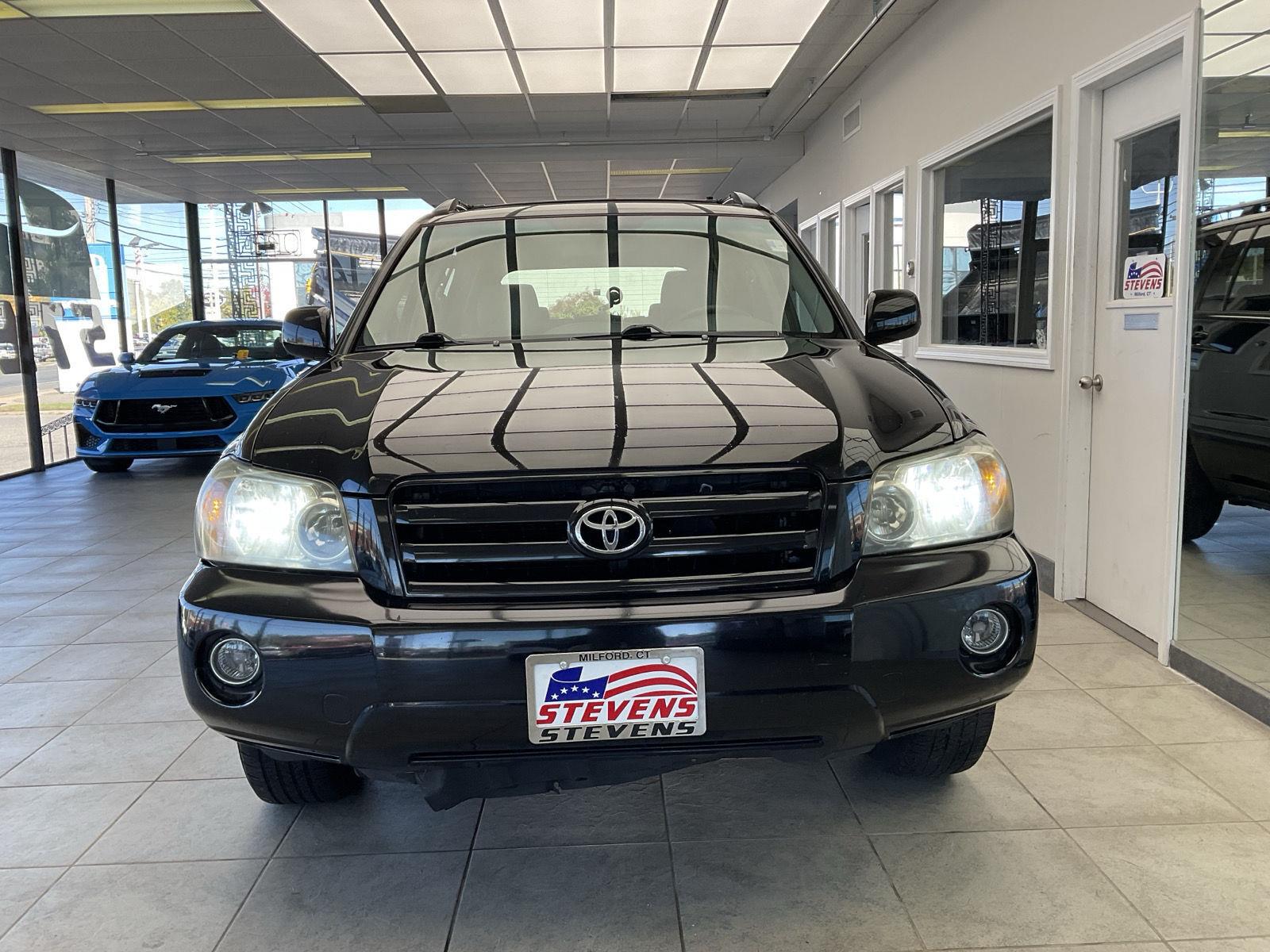 Used 2007 Toyota Highlander Base with VIN JTEDP21A970136603 for sale in Milford, CT
