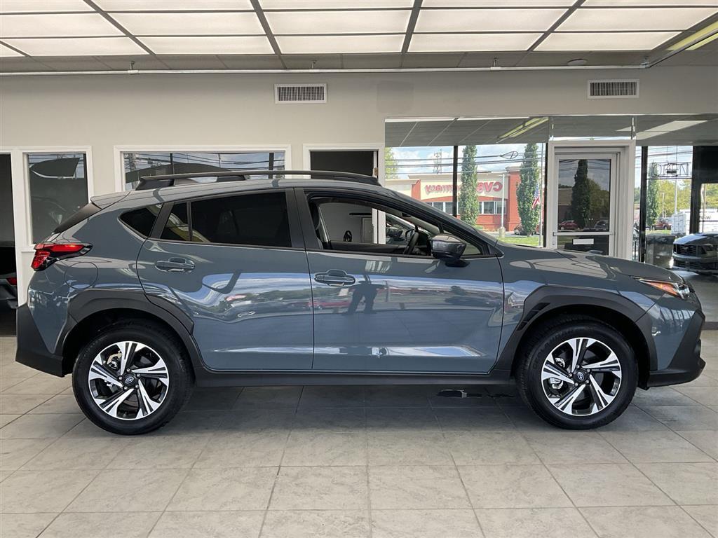 2024 Subaru Crosstrek Premium photo 4