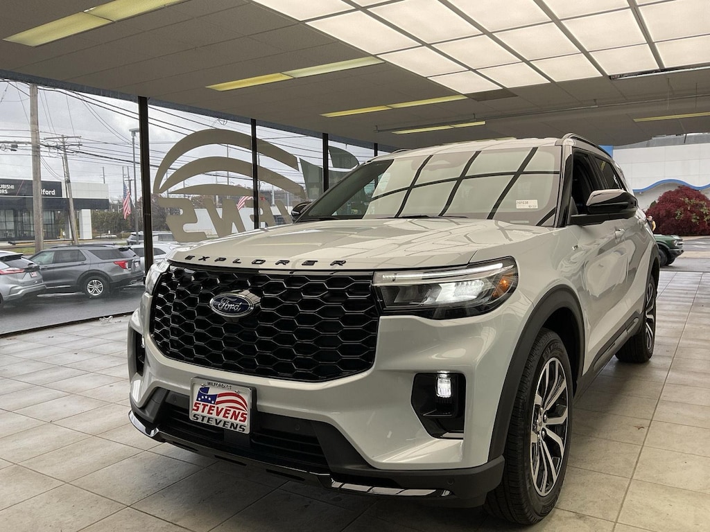 New 2026 Ford Explorer ST-Line SUV