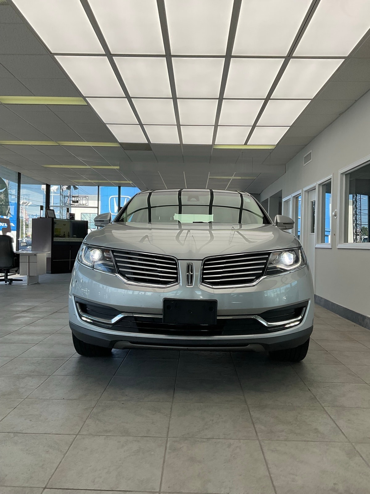 Used 2018 Lincoln MKX Reserve with VIN 2LMPJ8LR9JBL42342 for sale in Milford, CT