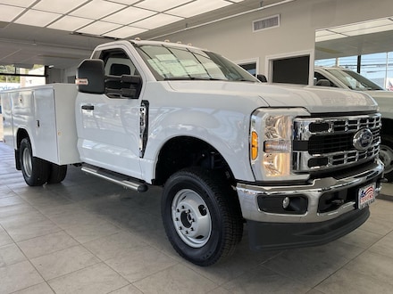 2024 Ford Super Duty F-350 DRW XL Truck