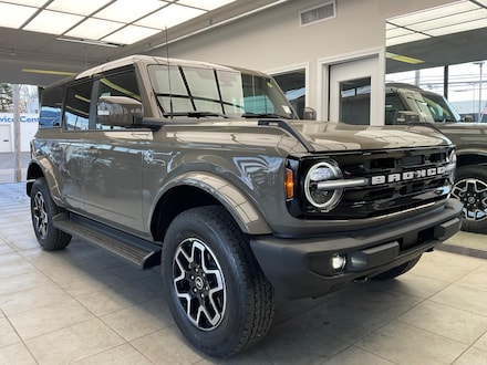 2025 Ford Bronco Outer Banks SUV