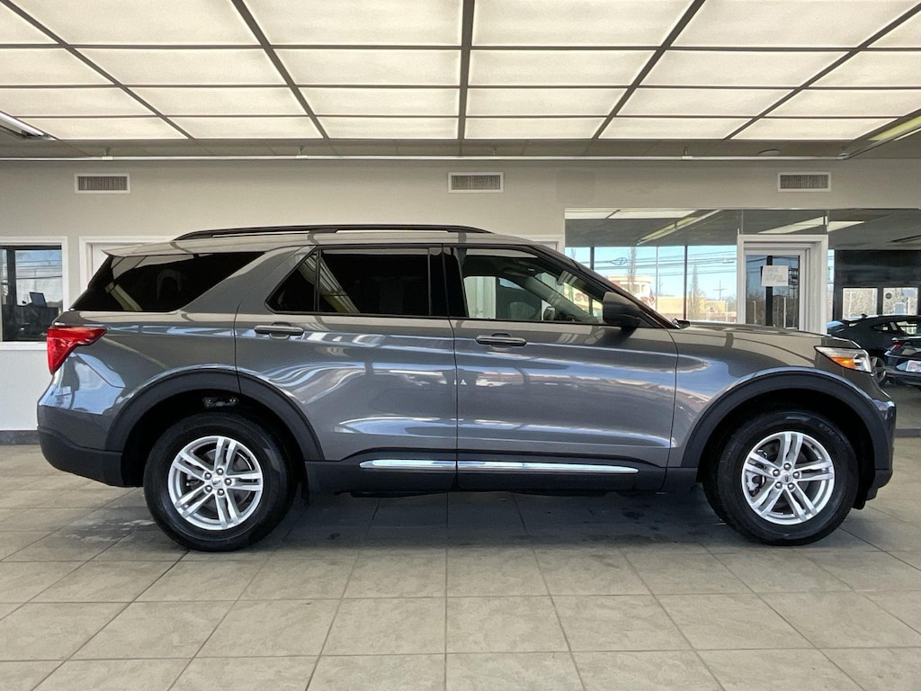 Used 2023 Ford Explorer XLT SUV