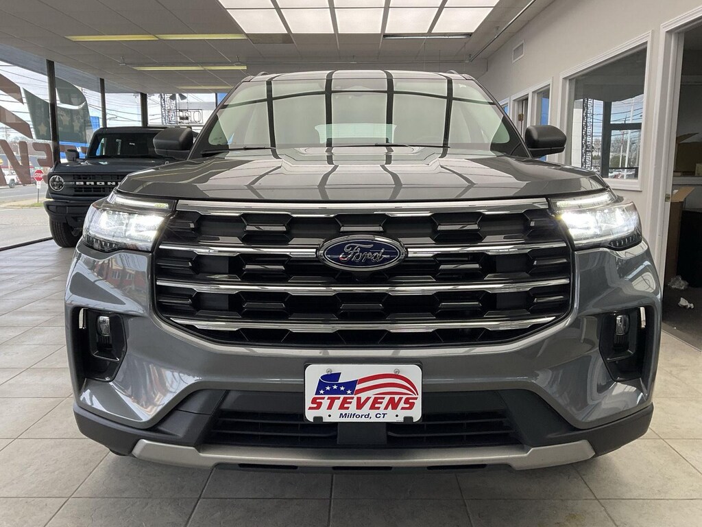 Used 2025 Ford Explorer Active SUV