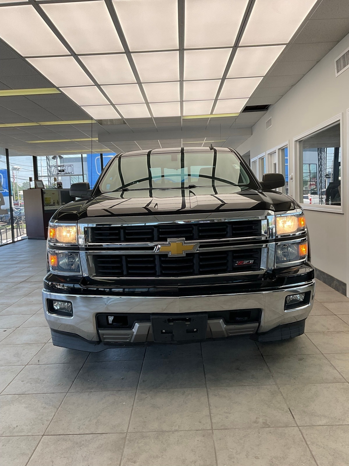 Used 2014 Chevrolet Silverado 1500 LT with VIN 1GCVKREC4EZ145083 for sale in Milford, CT