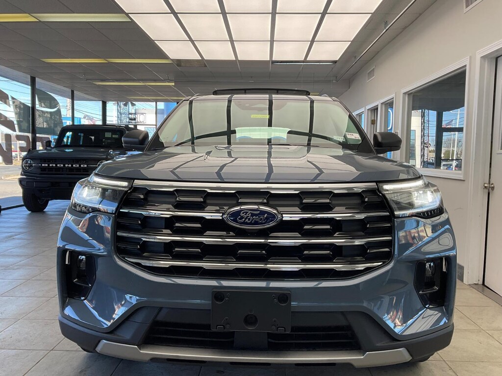New 2025 Ford Explorer Active SUV